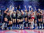 perayaan-timnas-voli-putri-turki-yang-menjuarai-volleyball-nations-league-vnl.jpg