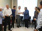 perdana-menteri-pm-singapura-lee-hsien-loong-berpamitan-dengan-sby.jpg