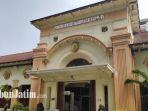 perempuan-di-surabaya-ajukan-pergantian-kelamin-jadi-pria-pengadilan-bongkar-sosok-pemohonnya.jpg