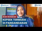 perempuan-ini-dinobatkan-sebagai-kepala-sekolah-termuda-se-kabupaten-pangandaran-umurnya-33-tahun.jpg