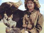 perempuan-suku-kazakh.jpg