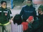 perempuan-tanpa-busana-tiba-tiba-masuk-warung.jpg