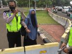 perempuan-terobos-istana-presiden-membawa-senpi-jenis-fn_20221025_102738.jpg