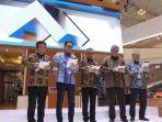 peresmian-booth-astra-financial.jpg