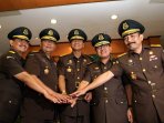 pergantian-jaksa-agung-muda_20151030_234911.jpg