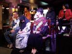 perilisan-dvd-karaoke-nike-ardilla.jpg