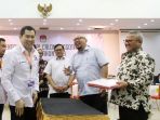 perindo-serahkan-berkas-575-bacaleg_20180717_160113.jpg