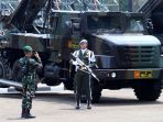 peringatan-hut-ke-76-tni-di-istana-merdeka_20211005_161519.jpg