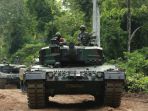 perkuat-pertahanan-tank-leopard-yonkav-8-lancarkan-tembakan_20201114_141942.jpg