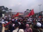 persaudaraan-alumni-demo-nih2.jpg