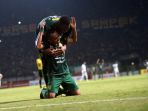 persebaya-surabaya-bantai-persib-bandung-4-gol-tanpa-balas_20190705_224758.jpg