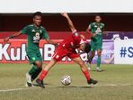 persebaya-surabaya-hadapi-persis-solo_20221221_164653.jpg