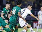 persebaya-surabaya-melawan-persita-tangerang.jpg