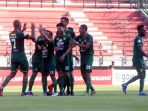 persebaya-surabaya-menang-telak-lawan-bhayangkara-fc_20191209_162915.jpg
