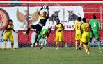 persebaya-surabaya-vs-sriwijaya-fc_20150122_214703.jpg