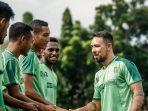 persebaya-vs-persidago-debut-pertama-untuk-damian-lizio-di-piala-indonesia.jpg