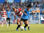 persela-vs-mu-dalam-laga-piala-presiden-2019_20190401_124822.jpg