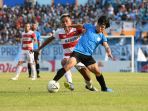 persela-vs-mu-dalam-laga-piala-presiden-2019_20190401_124943.jpg