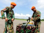 persenjataan-berat-tni-au-jalani-prosesi-adat-sebelum-digunakan_20151111_221919.jpg