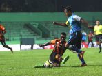 perseru-serui-vs-barito-putra_20180518_030257.jpg