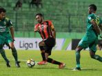 perseru-serui-vs-sriwijaya-fc_20180527_230029.jpg