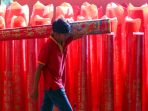 persiapan-imlek-di-petak-9_20180212_200338.jpg