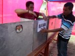 persiapan-tps-jelang-pilkada-gowa_20151211_175125.jpg