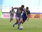 persib-bandung-hadapi-persebaya-surabaya_20221210_170900.jpg
