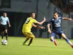 persib-bandung-kalahkan-ps-polri-dalam-laga-uji-coba_20160315_163318.jpg
