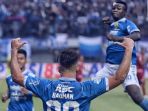 persib-bandung-menang-atas-persija-jakarta-dengan-skor-akhir-3-2-pada-perhelatan-liga-1-2018_20180923_191627.jpg