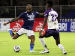 persib-bandung-menang-atas-persita-tangerang-berkat-gol-penalti_20220109_020210.jpg