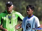 persib-bandung-roberto-carlos-mario-gomez-dan-puja-abdillah_20171226_164343.jpg