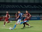 persib-bandung-vs-borneo-fc-berakhir-imbang-0-0_20210923_212646.jpg