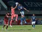 persib-bandung-vs-borneo-fc-berakhir-imbang-0-0_20210923_213205.jpg