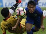 persib-bandung-vs-mitra-kukar-1_20171027_212027.jpg