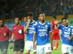 persib-bandung-vs-sriwijaya-fc-di-laga-liga-1_20180402_130617.jpg