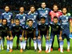 persib-bandung-vspolri_20160313_120010.jpg
