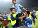 persib-lolos-ke-final-piala-presiden_20151010_221344.jpg