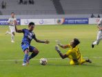 persiba-balikpapan-kalahkan-persiwa-wamena_20180810_182559.jpg