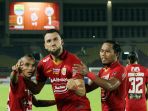persija-jakarta-taklukan-persib-bandung-dengan-1-0_20211121_190401.jpg