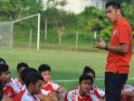 persija-jakarta-u19-dalam-bimbingan-pelatih-jan-saragih_20170705_182424.jpg