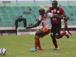 persipura-disisihkan-pbfc_20151225_020826.jpg