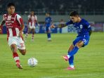 persis-solo-hajar-psis-semarang-2-0_20230917_001623.jpg