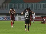 persis-solo-unggul-2-0-dari-persiba-balikpapan_20211223_001144.jpg