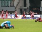 persis-solo-ungguli-dewa-united-di-babak-pertama_20211227_223258.jpg