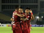 persis-solo-vs-persijap-jepara-selebrasi-alberto-goncalves_20211113_052528.jpg