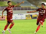 persis-solo-vs-persijap-jepara-selebrasi-rivaldi-bawuo_20211111_180820.jpg