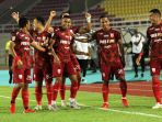 persis-solo-vs-persijap-jepara-selebrasi-rivaldi-bawuo_20211111_184257.jpg