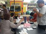 personel-polri-di-polresta-medan-tes-urine_20160112_135639.jpg