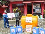 pertamina-peduli-seluruh-rt-di-kelurahan-baamang-hulu-terima-alat-semprot-dan-tandon-air.jpg